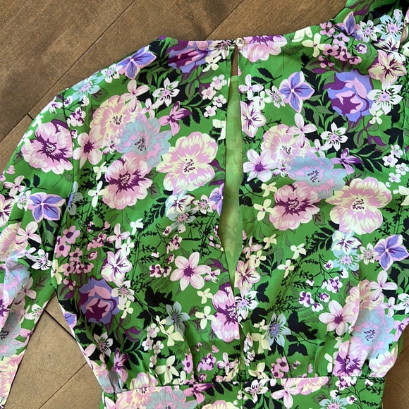 NWT. SHEIN asymmetrical dress with built in scarf. - Picture 5 of 8